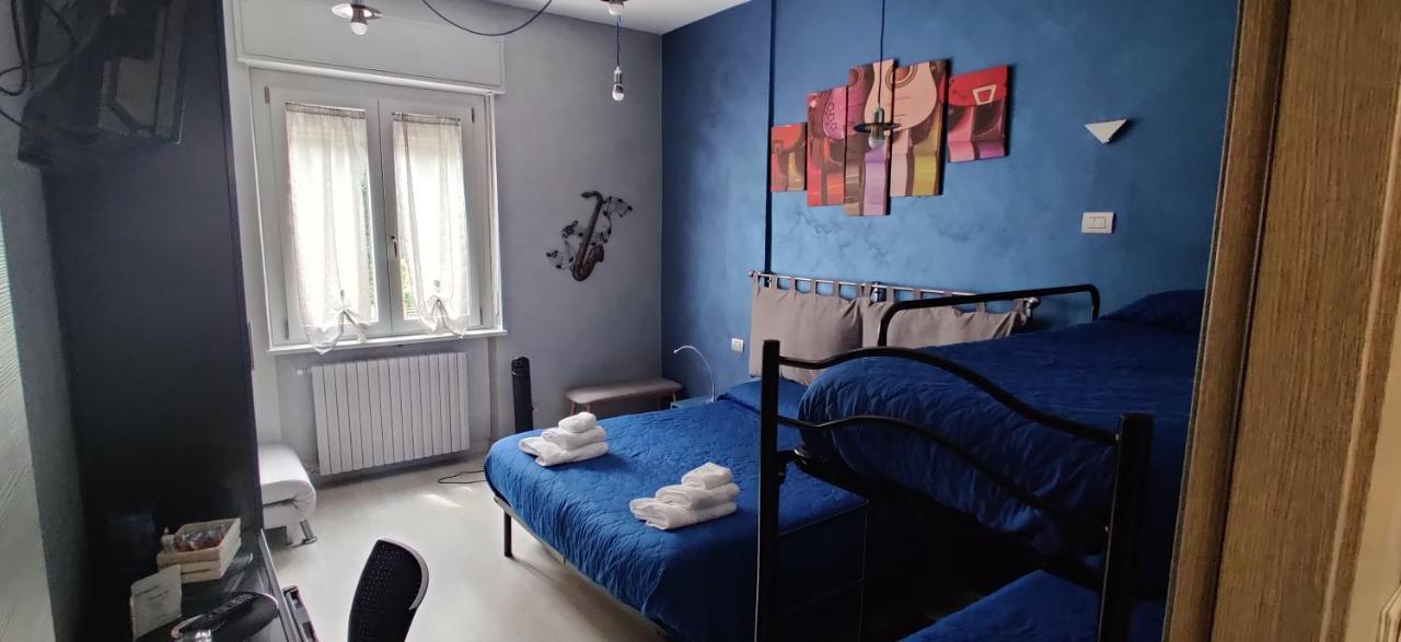 B&B Sanrock Cuneo Ngoại thất bức ảnh