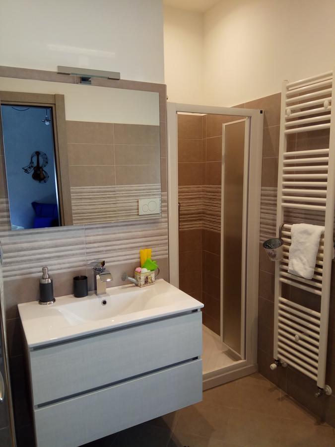 B&B Sanrock Cuneo Ngoại thất bức ảnh